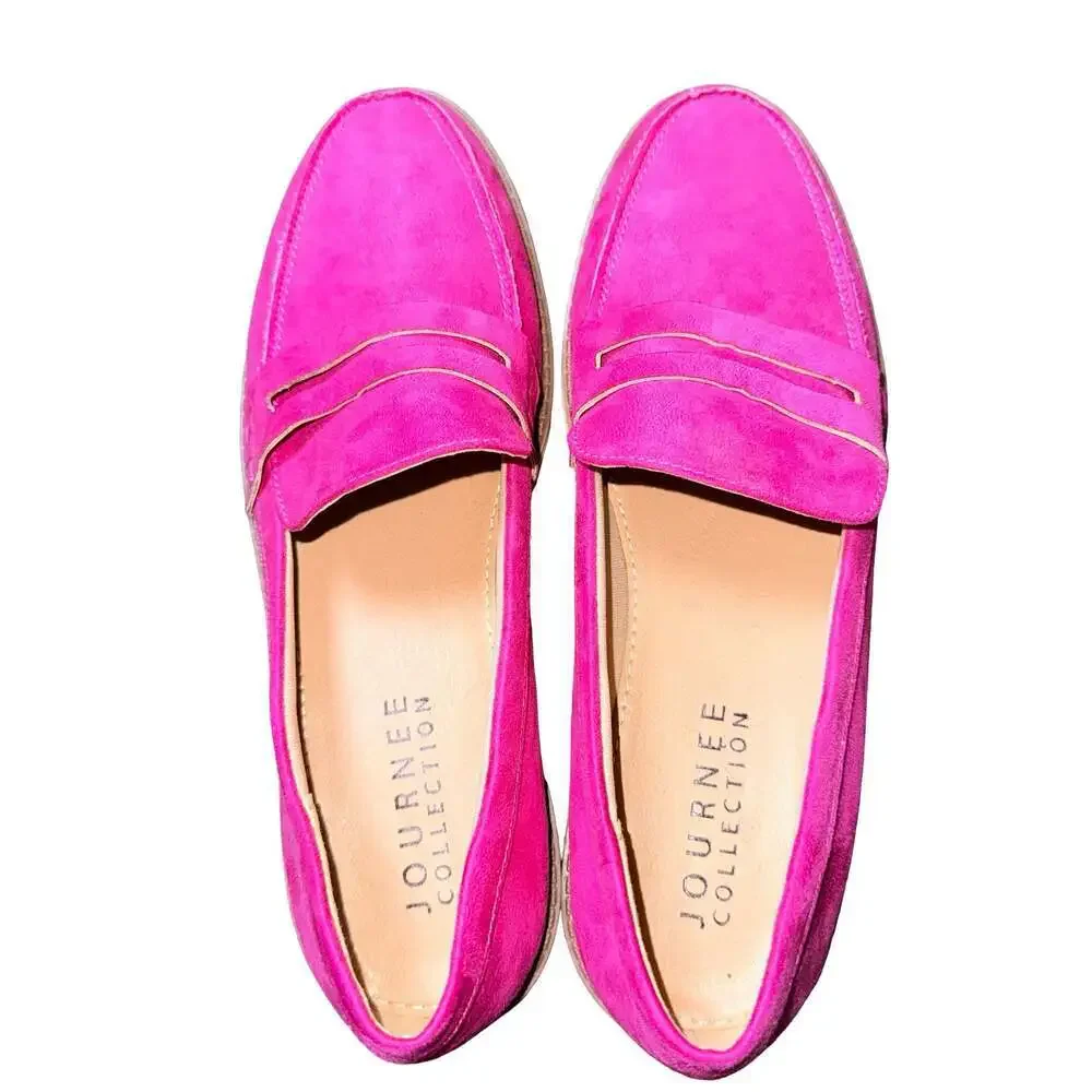 Journee Collection Kenly Pink Faux Suede Lug Sole Loafers size 9.5